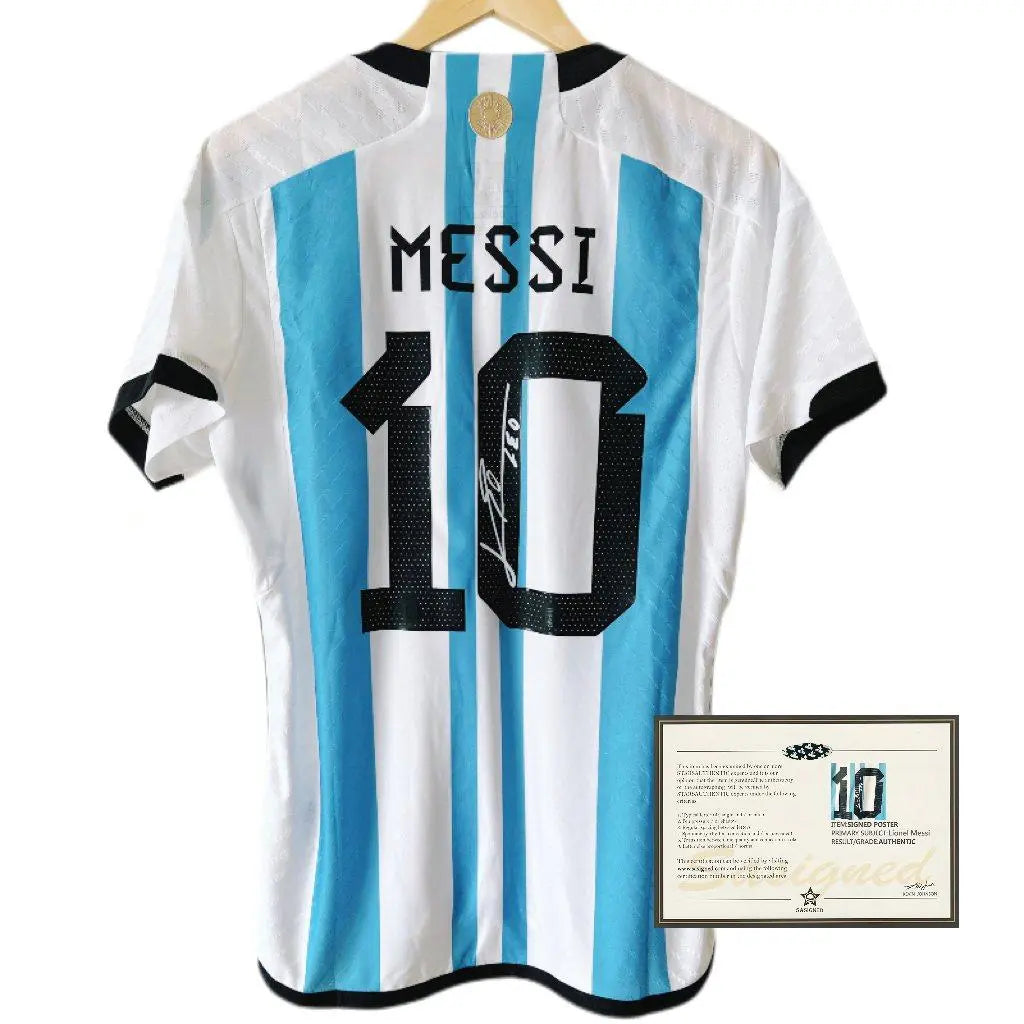 LIONEL MESSI | ARGENTINA 2022 WORLD CUP HOME DISPLAY JERSEY | PRINTED SIGNATURE (SIZE L) Fan Signature Co.