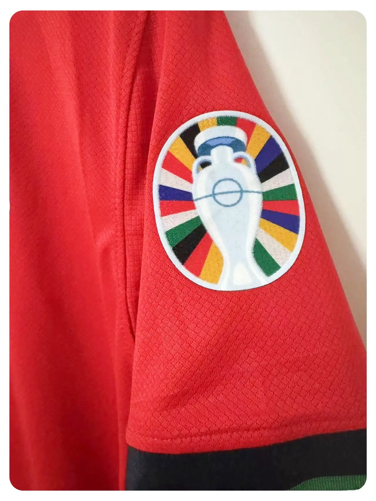 CRISTIANO RONALDO | PORTUGAL 2024 HOME DISPLAY JERSEY | PRINTED SIGNATURE (SIZE L) Fan Signature Co.