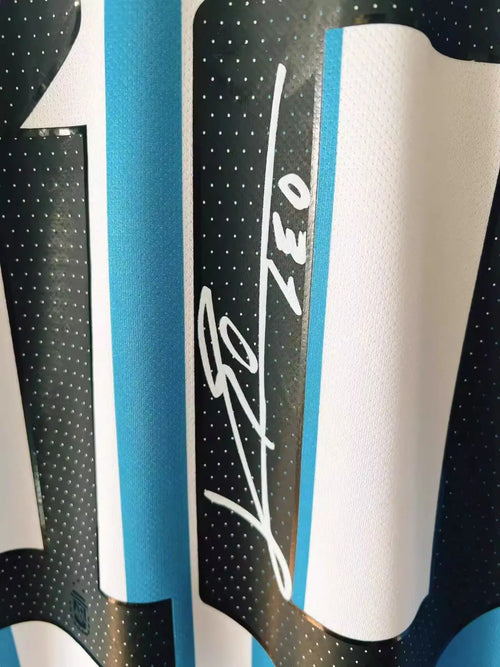 LIONEL MESSI | ARGENTINA 2022 WORLD CUP HOME DISPLAY JERSEY | PRINTED SIGNATURE (SIZE L) Fan Signature Co.